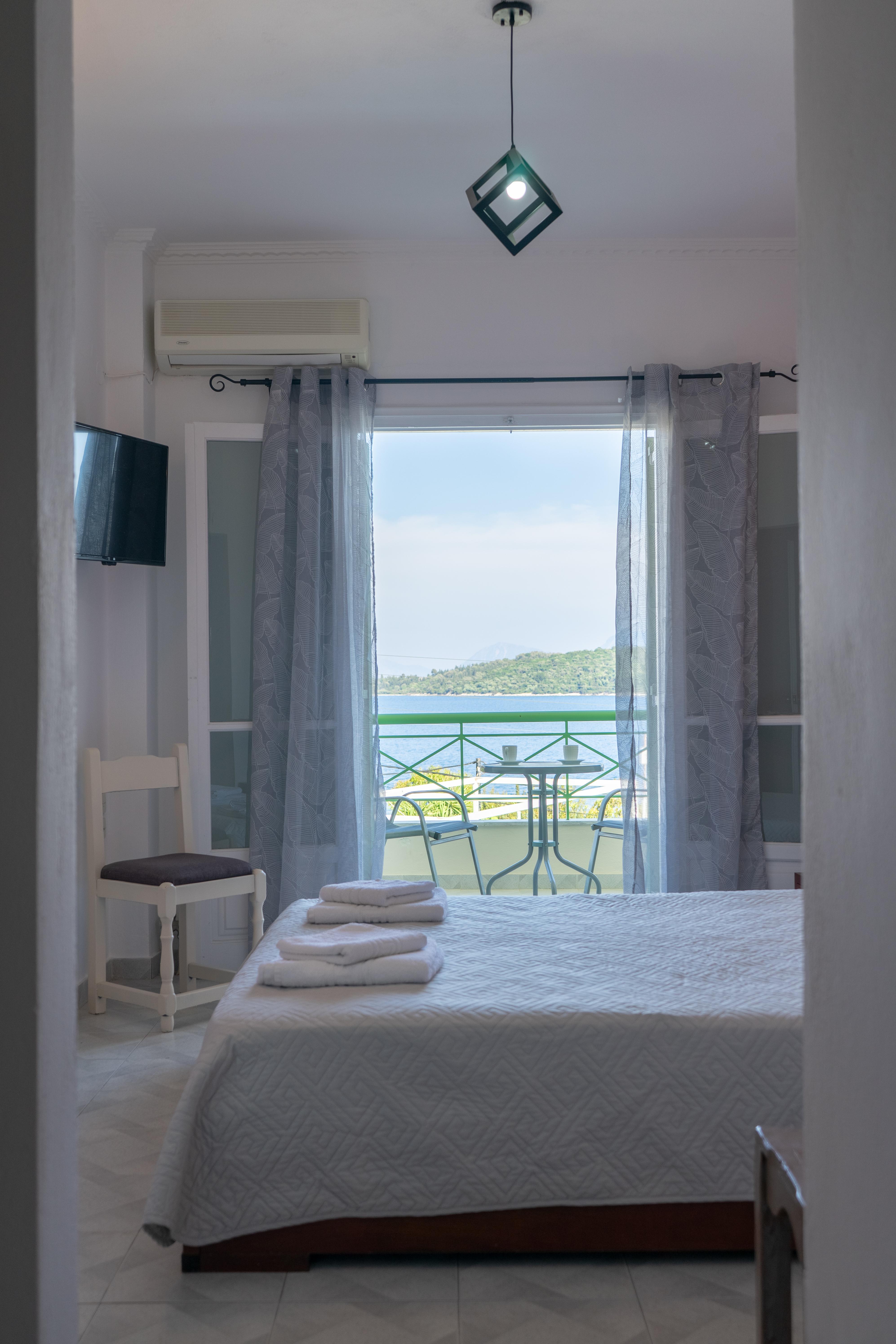 Tropicana Inn Нидри Екстериор снимка