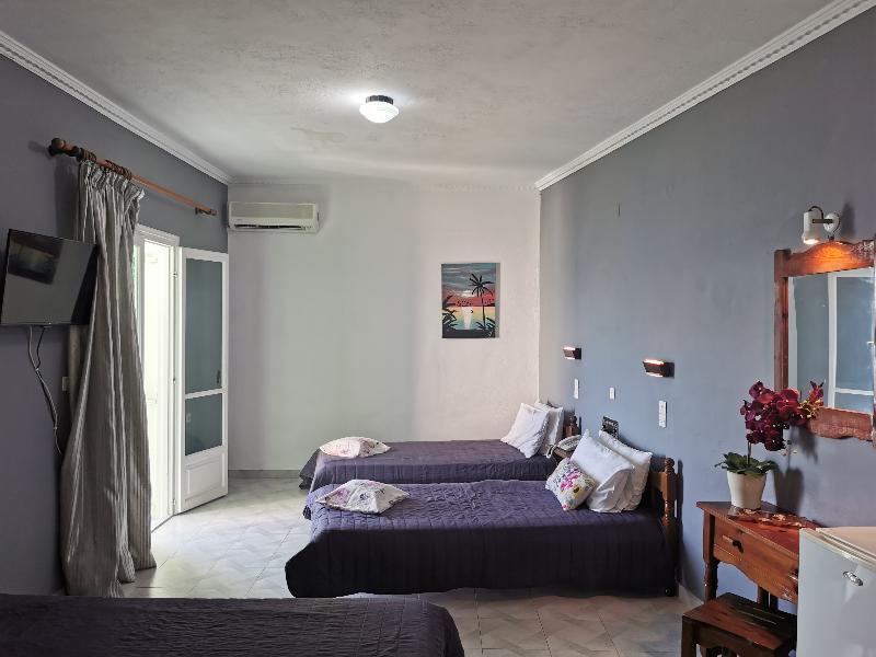 Tropicana Inn Нидри Екстериор снимка